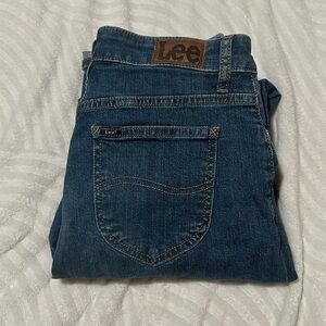 LEE vintage midrise boyfriend jeans!